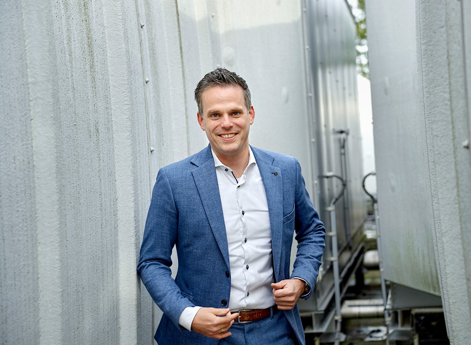 Directeur Winkels - Niek op locatie